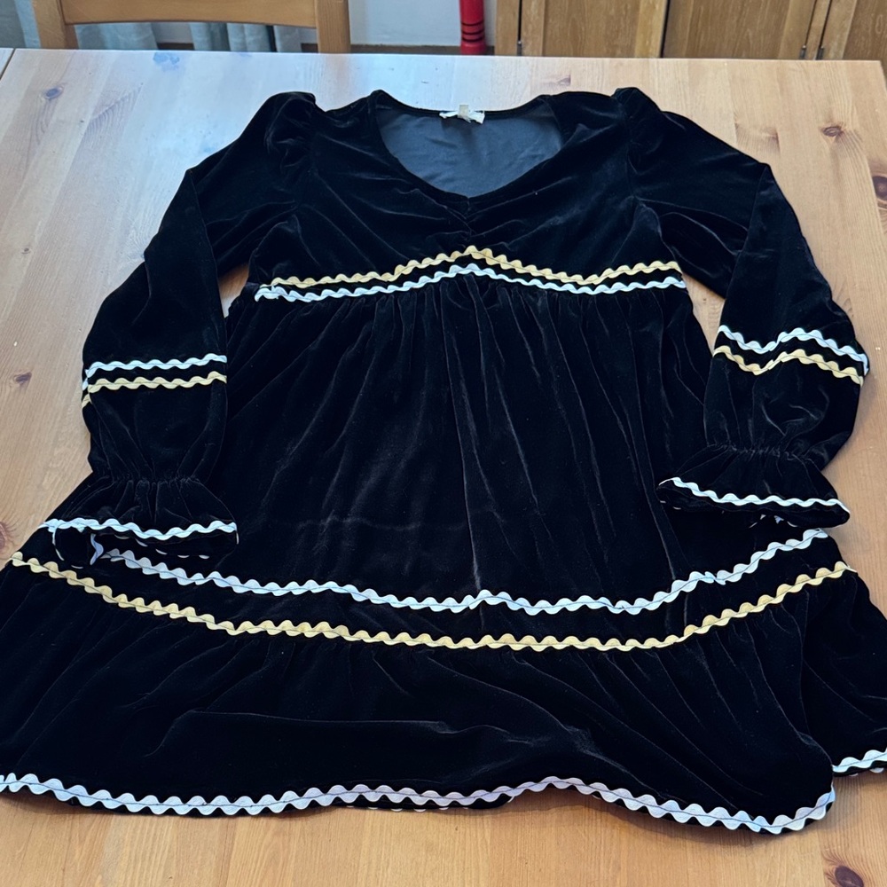 NWOT! Easel Wave Trim Black Velvet Dress with Gold and White Trim Size S